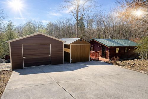 500 Old Furnace Rd, Tellico Plains, TN, 37385-6913 | Card Image