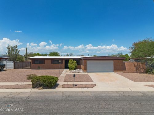 2512 S Cathy Ave, Tucson, AZ, 85710-8041 | Card Image