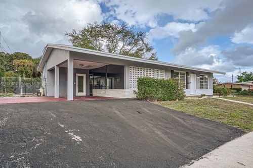 4401 Nw 6th Ct, Coconut Creek, FL, 33066-1521 | Card Image