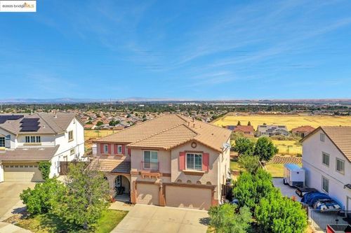 4068 Barn Hollow Way, Antioch, CA, 94509-6281 | Card Image