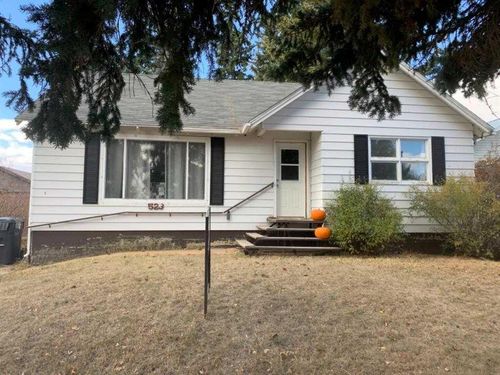 529 Main St Nw, Milk River, AB, T0K1M0 | Card Image