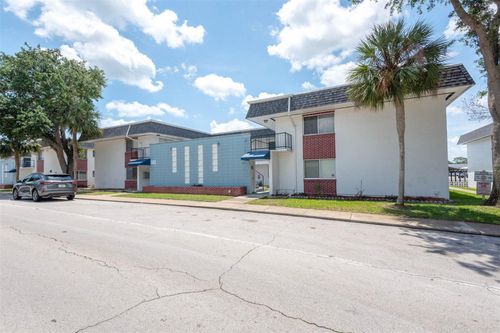 2100-303 Ridge Blvd, SOUTH DAYTONA, FL, 32119-2992 | Card Image