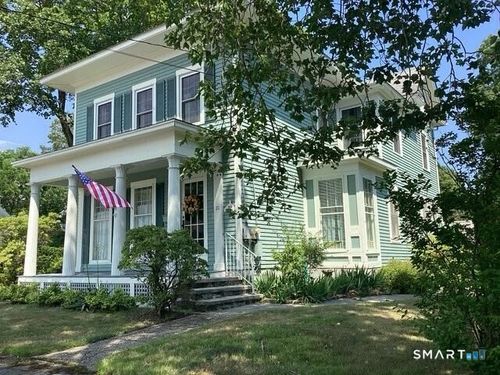 21 High St, Clinton, CT, 06413-1752 | Card Image