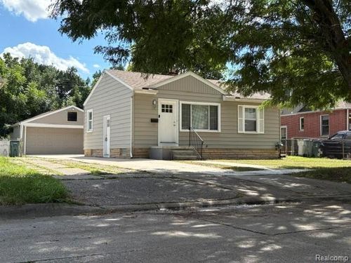 105 W Evelyn Ave, Hazel Park, MI, 48030-3108 | Card Image