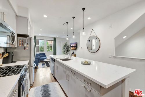 unit-10-1580 W 1st St, Santa Ana, CA, 92703-6309 | Card Image