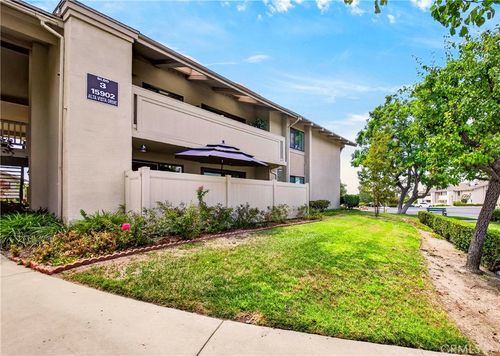 h-15902 Alta Vista Dr, La Mirada, CA, 90638-3204 | Card Image