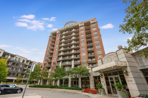 303-2391 Central Park Dr, Oakville, ON, L6H0E4 | Card Image