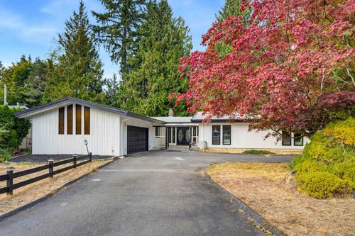 20461 46 Ave, Langley, BC, V3A3H7 | Card Image