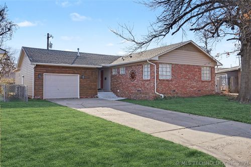 2441 S Norwood Ave, Tulsa, OK, 74114-3830 | Card Image