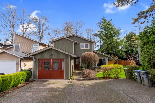 8168 132a St, Surrey, BC, V3W8Y6 | Card Image