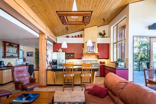 4355 Blind Bay, House other with 4 bedrooms, 3 bathrooms and null parking in Pender Harbour BC | Image 15