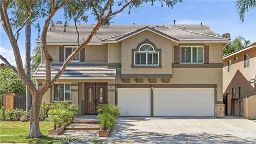 6845 Lunt St, Chino, CA, 91710-7357 | Card Image