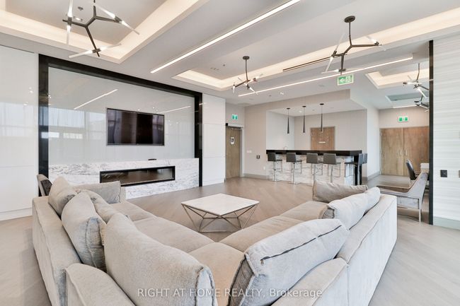832 - 99 Eagle Rock Way, Condo with 1 bedrooms, 1 bathrooms and null parking in Maple ON | Image 28