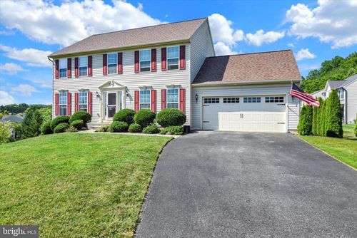 3413 Hartzdale Dr, MANCHESTER, MD, 21102-1462 | Card Image