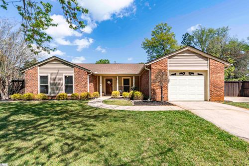 104 Burlington Ave, Greer, SC, 29650-3901 | Card Image