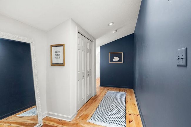 APT-5 - 13 Grove St, Condo with 3 bedrooms, 2 bathrooms and null parking in Kennebunk ME | Image 15