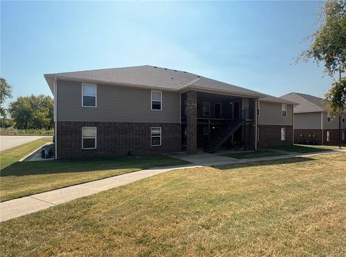 526 Sadie Ln, Centerton, AR, 72719-9495 | Card Image