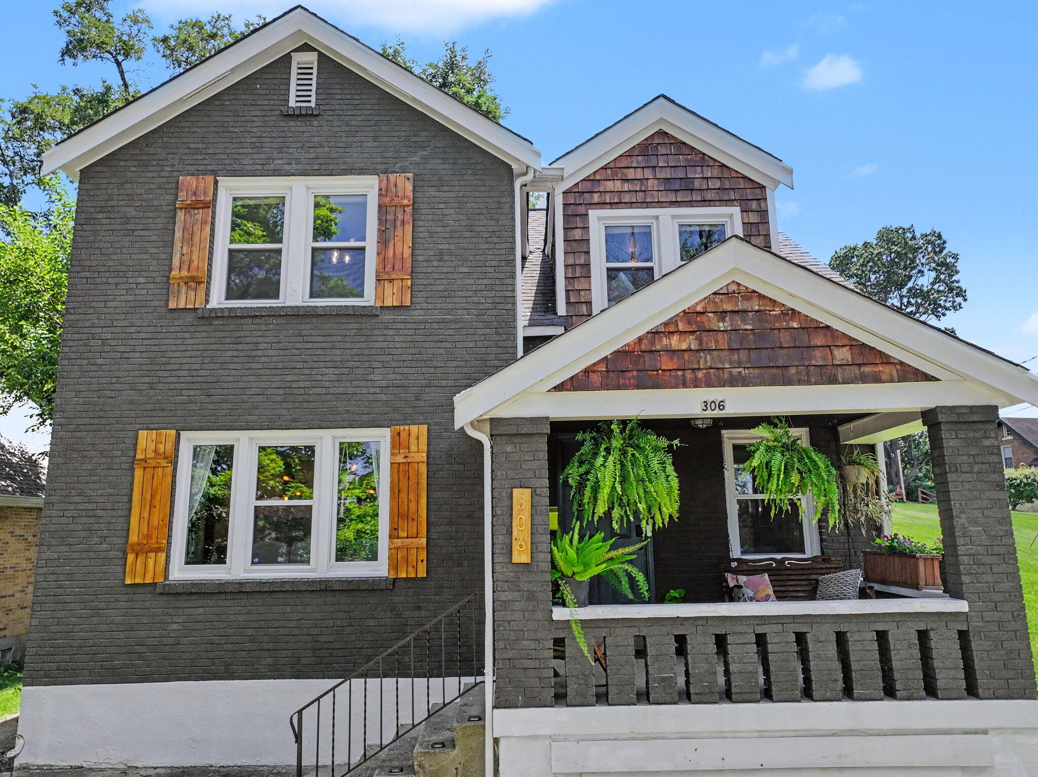 Residential in Southgate 3