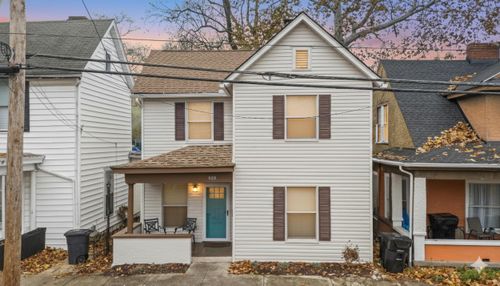 320 Logan St, Frankfort, KY, 40601-2941 | Card Image