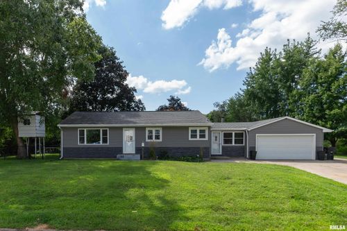 2426 40th St, Rock Island, IL, 61201-5738 | Card Image