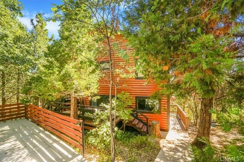 695 S Grass Valley Rd, Lake Arrowhead, CA, 92352 | Card Image