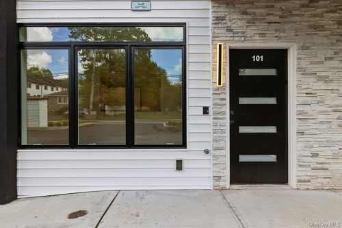 unit-101-244 Blauvelt Rd, Monsey, NY, 10952-3554 | Card Image