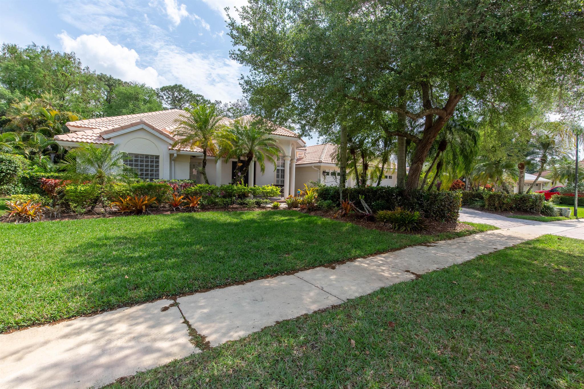 Cedar Grove Ln, Wellington, FL 33414