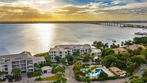 1001-184 Ne Edgewater Dr, Stuart, FL, 34996-4473 | Card Image