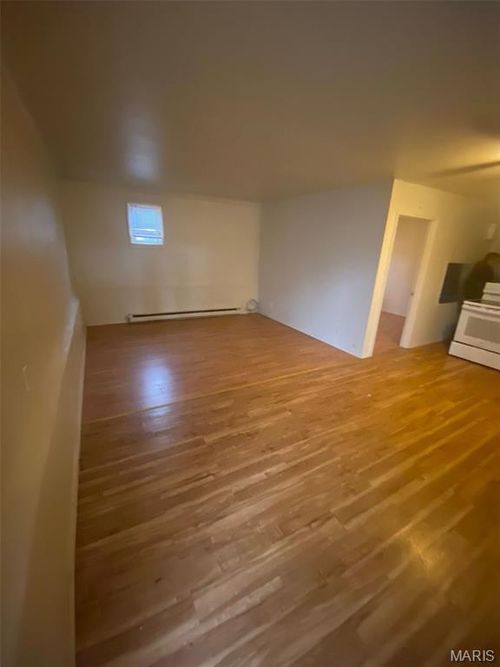 1213 Noah Dr, Imperial, MO, 63052-3400 | Card Image