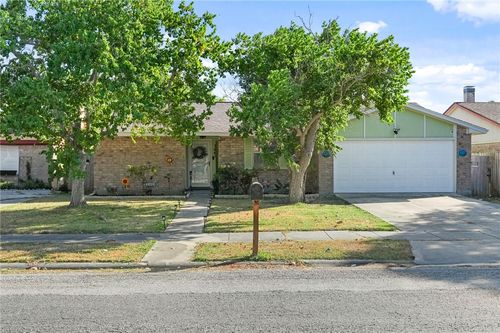 7441 Spitfire Dr, Corpus Christi, TX, 78412-5132 | Card Image