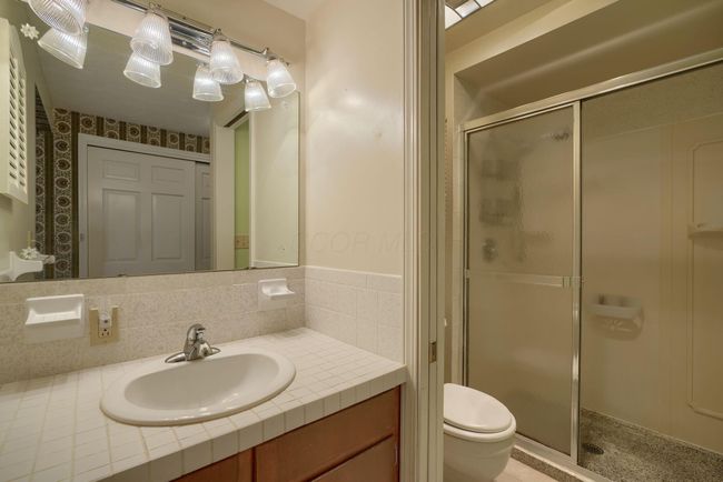 416 Crestview Dr Ne, House other with 4 bedrooms, 3 bathrooms and null parking in Lancaster OH | Image 40