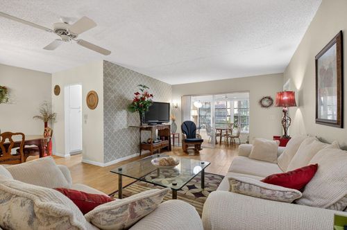 apt-b-4550 Nw 2nd St, Delray Beach, FL, 33445-2722 | Card Image