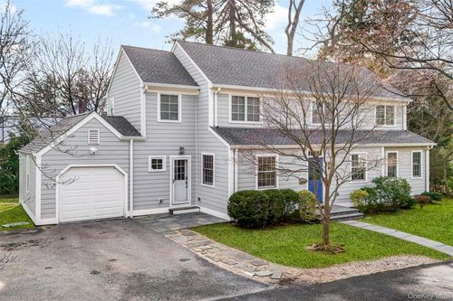 1054 Clay Ave, Pelham, NY, 10803-3203 | Card Image