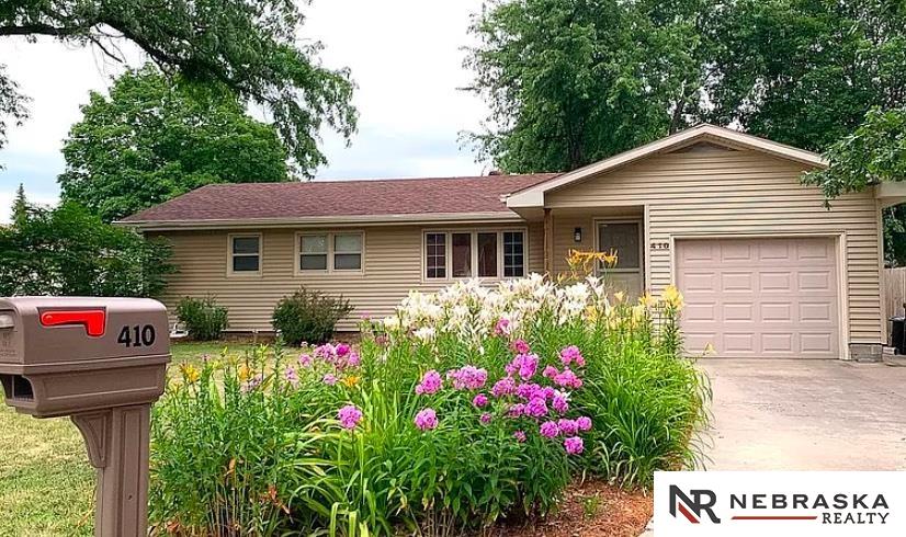 Eastridge Rd, Crete, NE 68333
