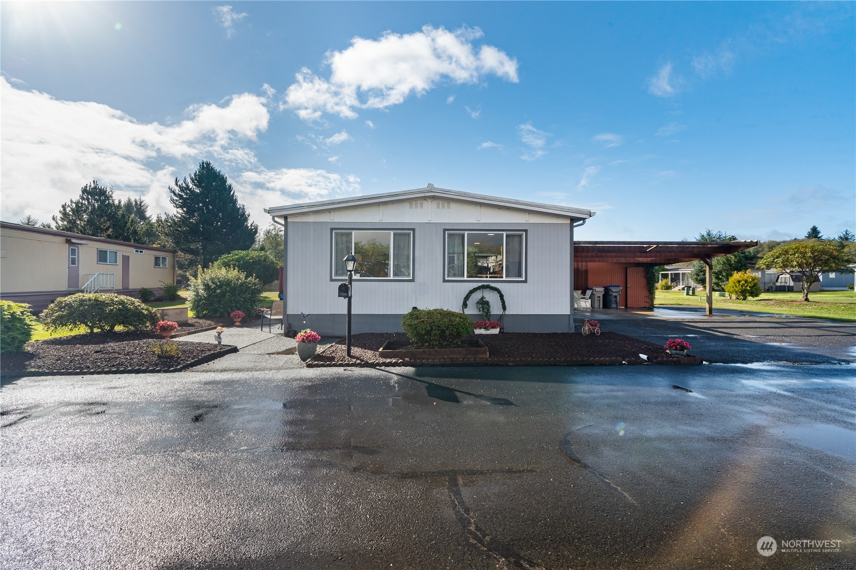 Carefree Cir, Aberdeen, WA 98520