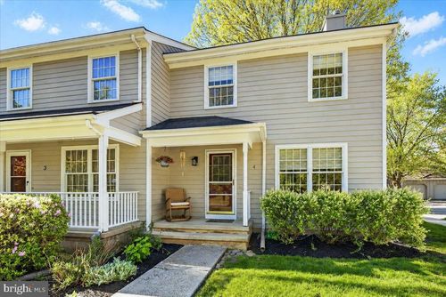 4 Eaton Ct, HOPEWELL, NJ, 08525-1619 | Card Image