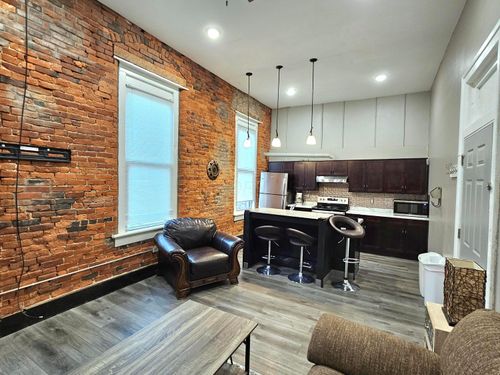 4303-4 N Park Pl, Newark, OH, 43055-5580 | Card Image