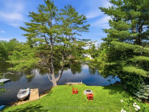 8168 Laidlaw Ave, Washago, ON, L0K2B0 | Card Image