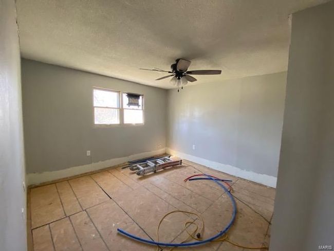 245 S 7 Th St, House other with 3 bedrooms, 1 bathrooms and 1 parking in Nokomis IL | Image 14