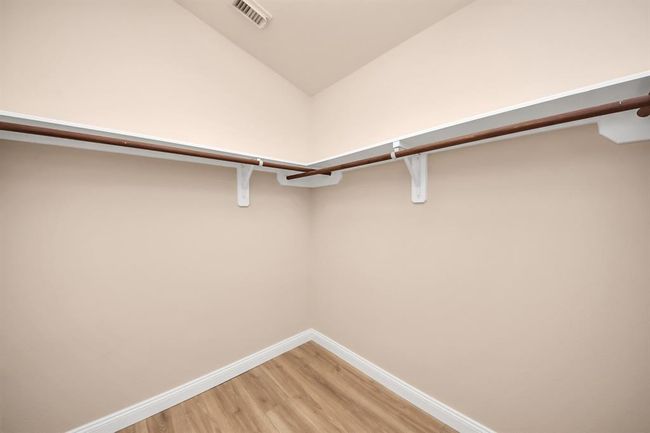 Bedroom | Image 23