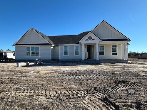 137 Golden Loop, CRAWFORDVILLE, FL, 32327-4294 | Card Image