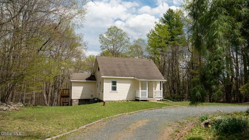 300 Josh Hall Pond Rd, Petersburgh, NY, 12138-5914 | Card Image