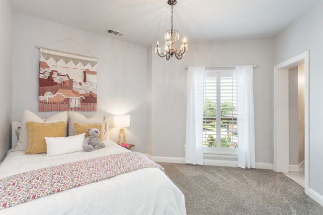 Bedroom with access to Jack & Jill bathroom | Image 25