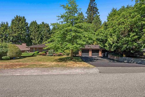 13937 35a Ave, Surrey, BC, V4P1L2 | Card Image