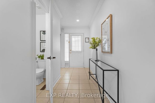 16 La Pinta St, House attached with 3 bedrooms, 3 bathrooms and 2 parking in Maple ON | Image 7