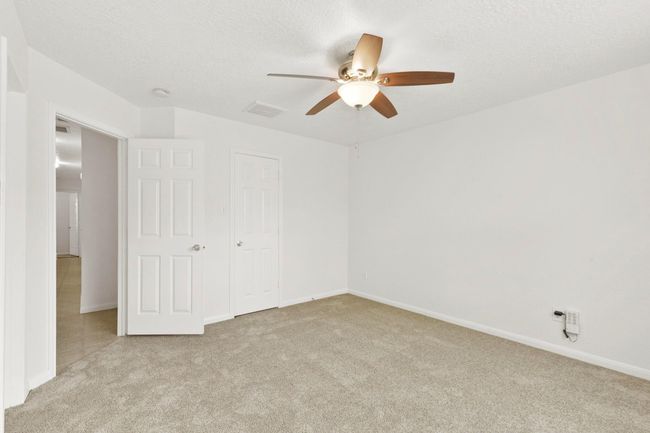 Primary Bedroom | Image 19
