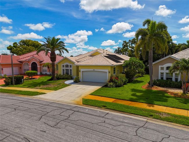 700 Silk Oak Drive, House other with 3 bedrooms, 2 bathrooms and null parking in Venice FL | Image 77