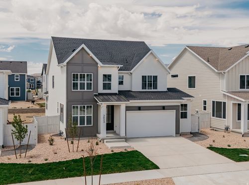 646-3033 N Summer Wood Dr, Eagle Mountain, UT, 84005-2425 | Card Image