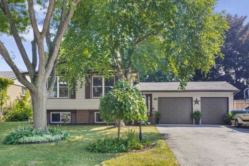 37 Glenvale Dr, Hamilton, ON, L9C2X5 | Card Image