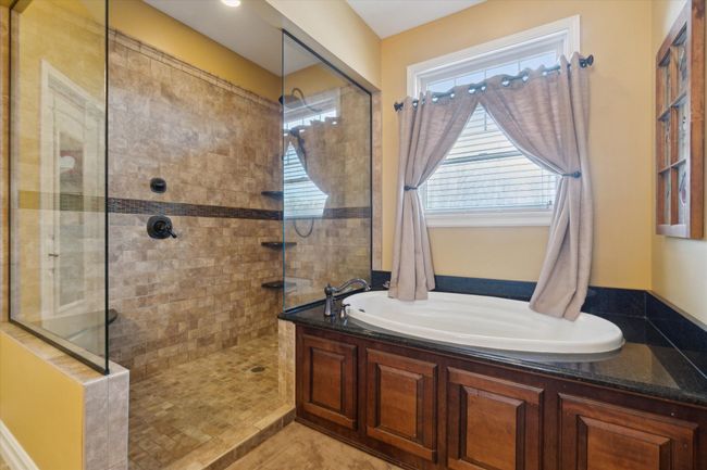7020 Mancour Dr, House other with 5 bedrooms, 5 bathrooms and null parking in Grand Blanc MI | Image 21